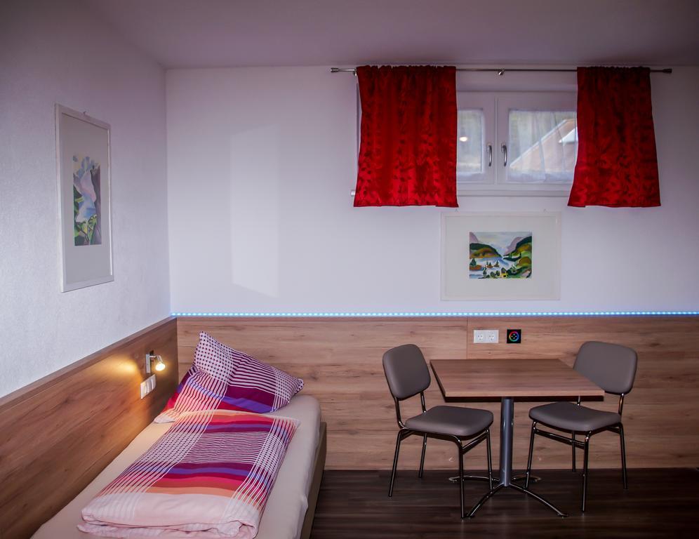 Apart Bella Monte Apartment Pettneu am Arlberg Bagian luar foto